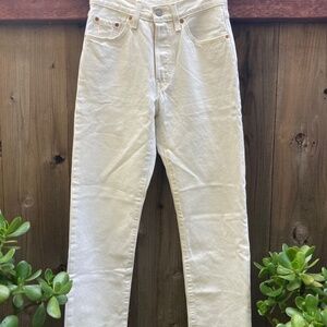 Levi's 501 - women's jeans.